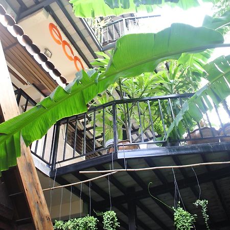 Eco House Apartment Bangkok Luaran gambar