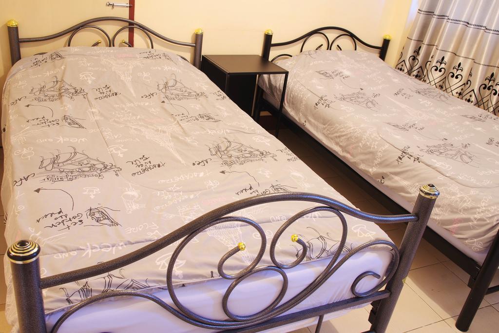 Eco House Apartment Bangkok Luaran gambar