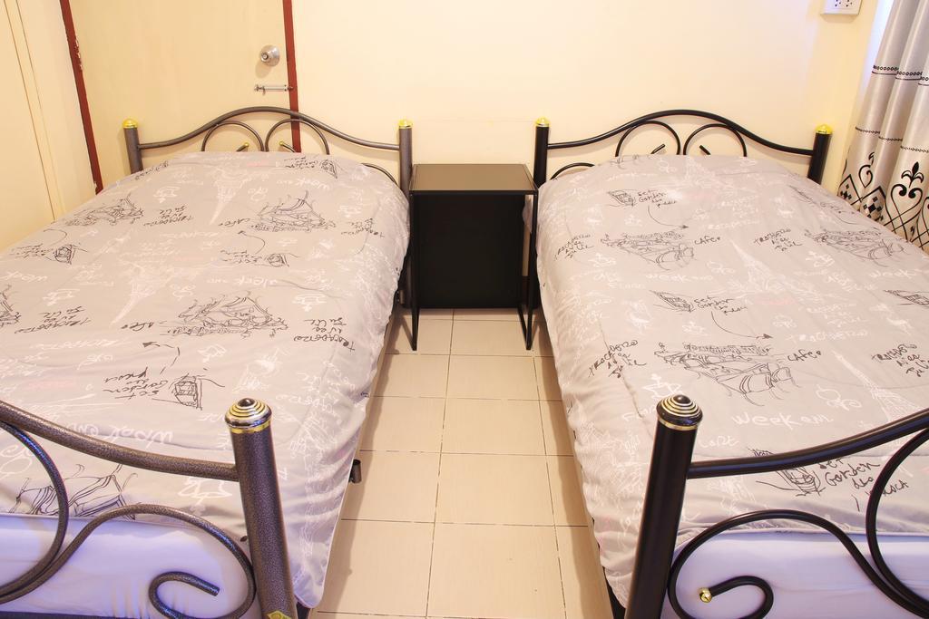 Eco House Apartment Bangkok Luaran gambar