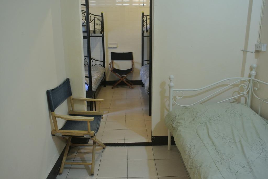 Eco House Apartment Bangkok Luaran gambar